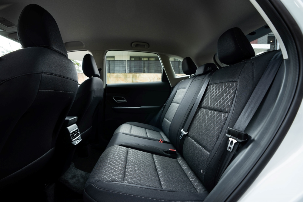 2025 MG ZS HYBRID+ - Rear Seats